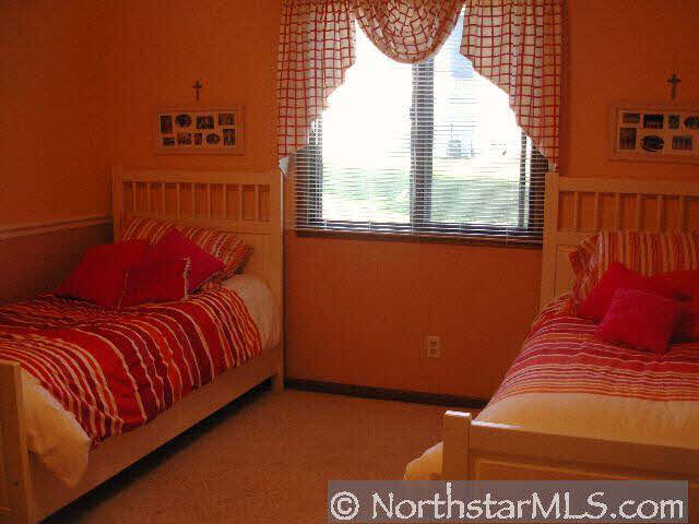 14836 Embry Path Apple Valley, MN 55124 - Photo 6 of 10 Gallery Image 6