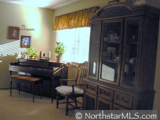 14836 Embry Path Apple Valley, MN 55124 - Photo 8 of 10 Gallery Image 8