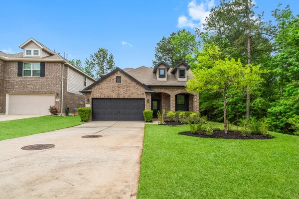$2,475 | 113 Logan Pass Court, Montgomery, TX 77316
