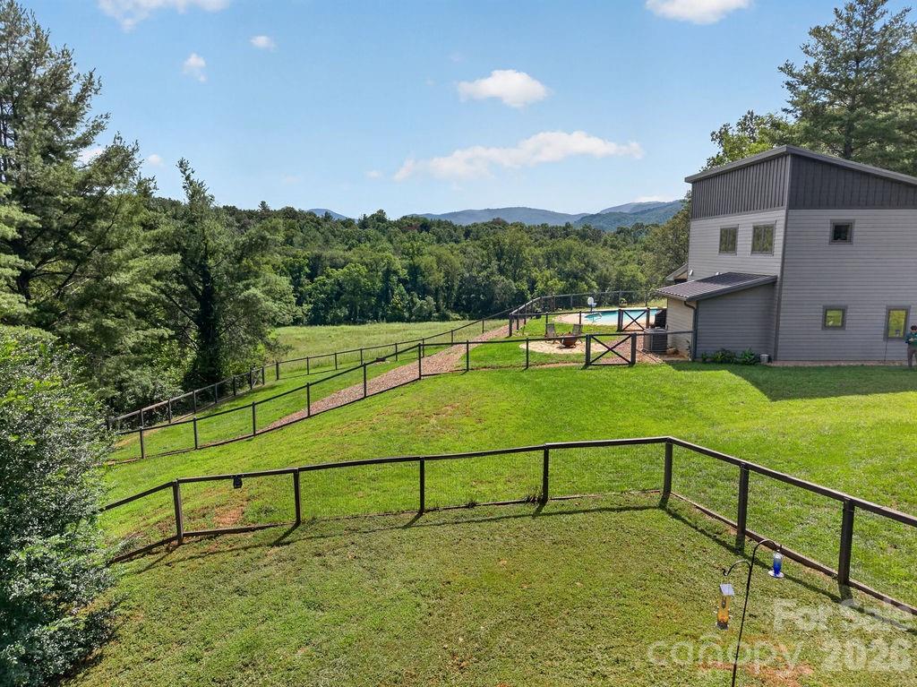 208 Gravely Branch Road Fletcher, NC 28732 - Photo 7 of 39 Gallery Image 7