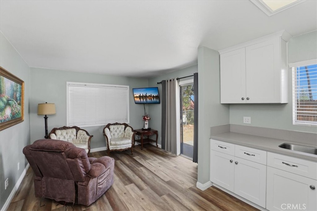 15745 Saddleback Road Riverside, CA 92506 - Photo 8 of 44 Guest House/ADU Kitchen and Family Area