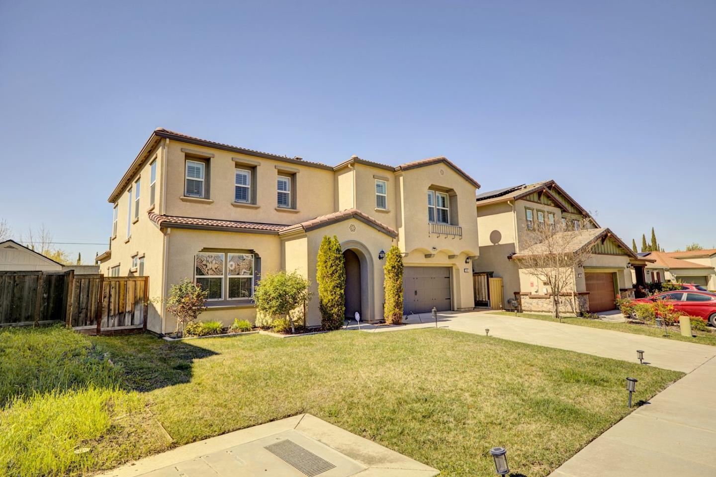 2481 Coloma Lane Tracy, CA 95376 - Photo 3 of 48
