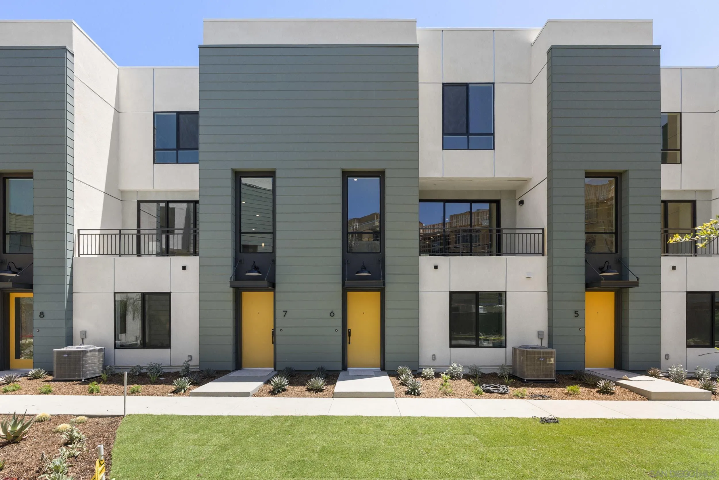 3309 Ruffin Road, Unit 15 San Diego, CA 92123 - Photo 1 of 40 Gallery Image 1