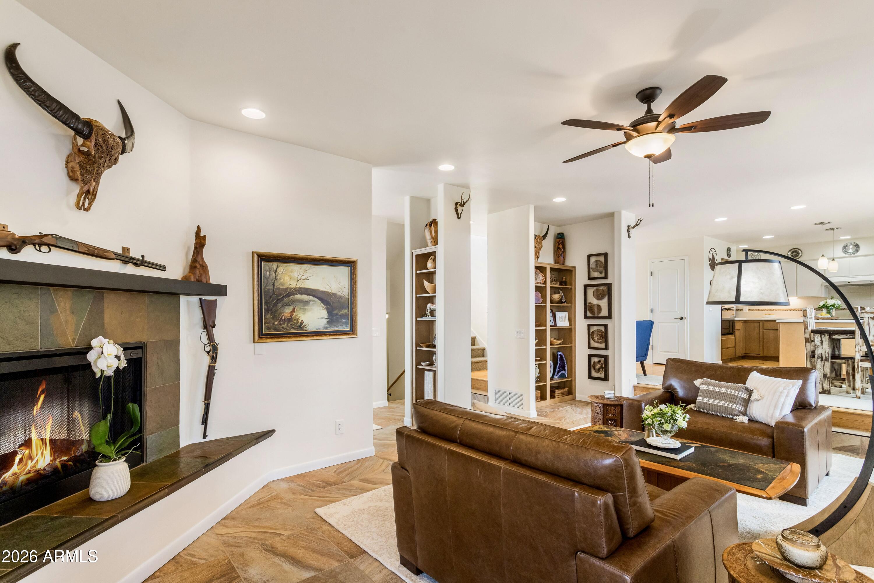 8541 South Almosta Ranch Road Hereford, AZ 85615 - Photo 18 of 53 a living room with furniture