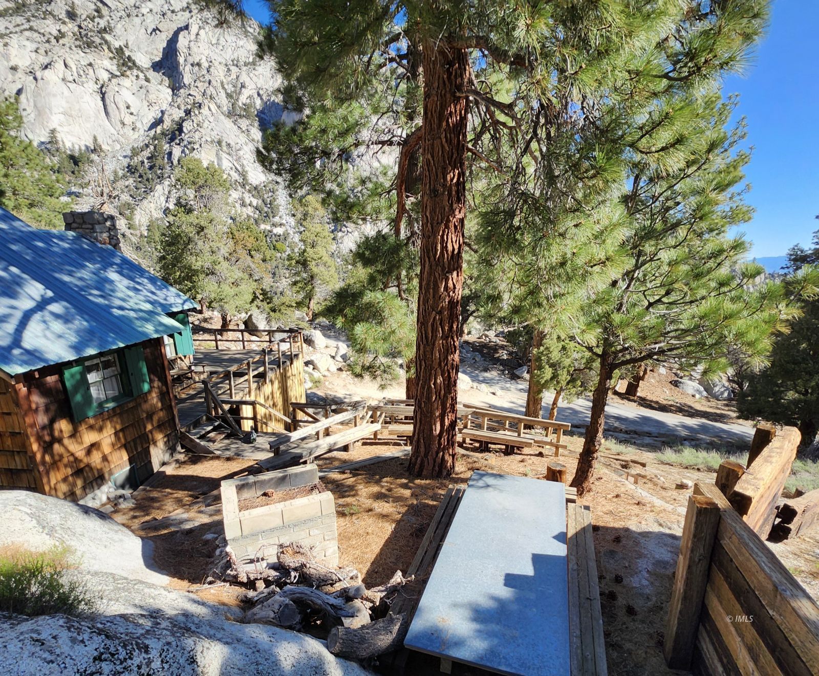 22 Whitney Portal Road Lone Pine, CA 93545 - Photo 27 of 32 Large decks and social areas.