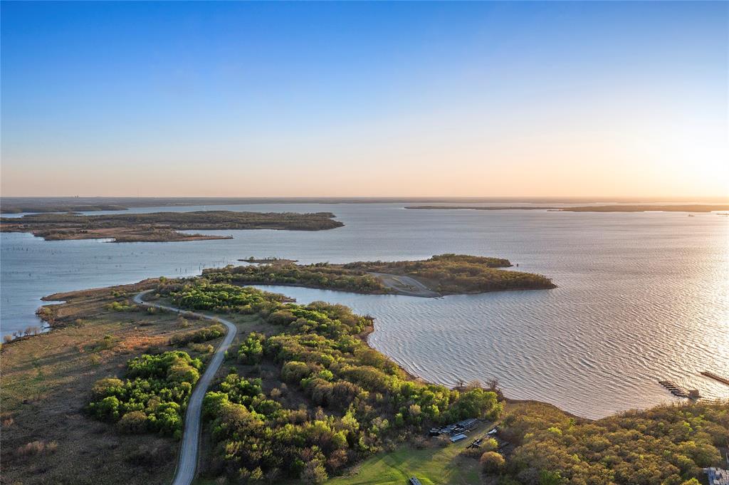 14123 Bacton Road Pilot Point, TX 76258 - Photo 5 of 10