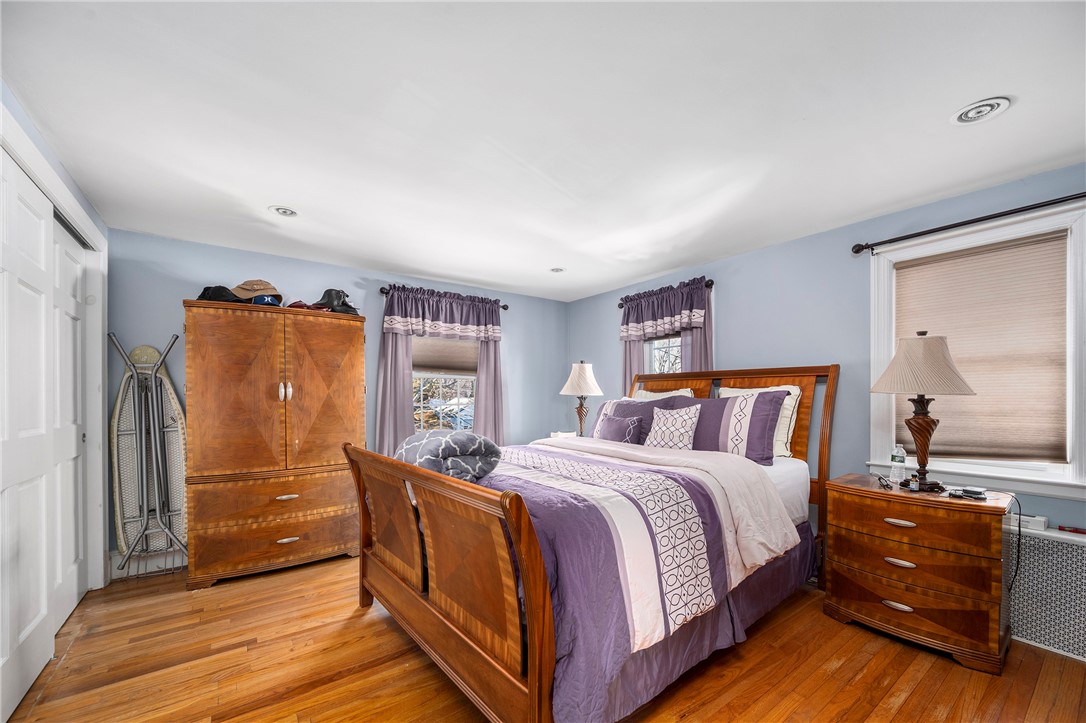 68 Bennington Road Cranston, RI 02920 - Photo 13 of 26