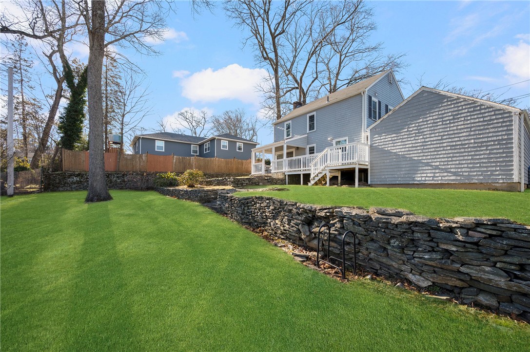 68 Bennington Road Cranston, RI 02920 - Photo 25 of 26