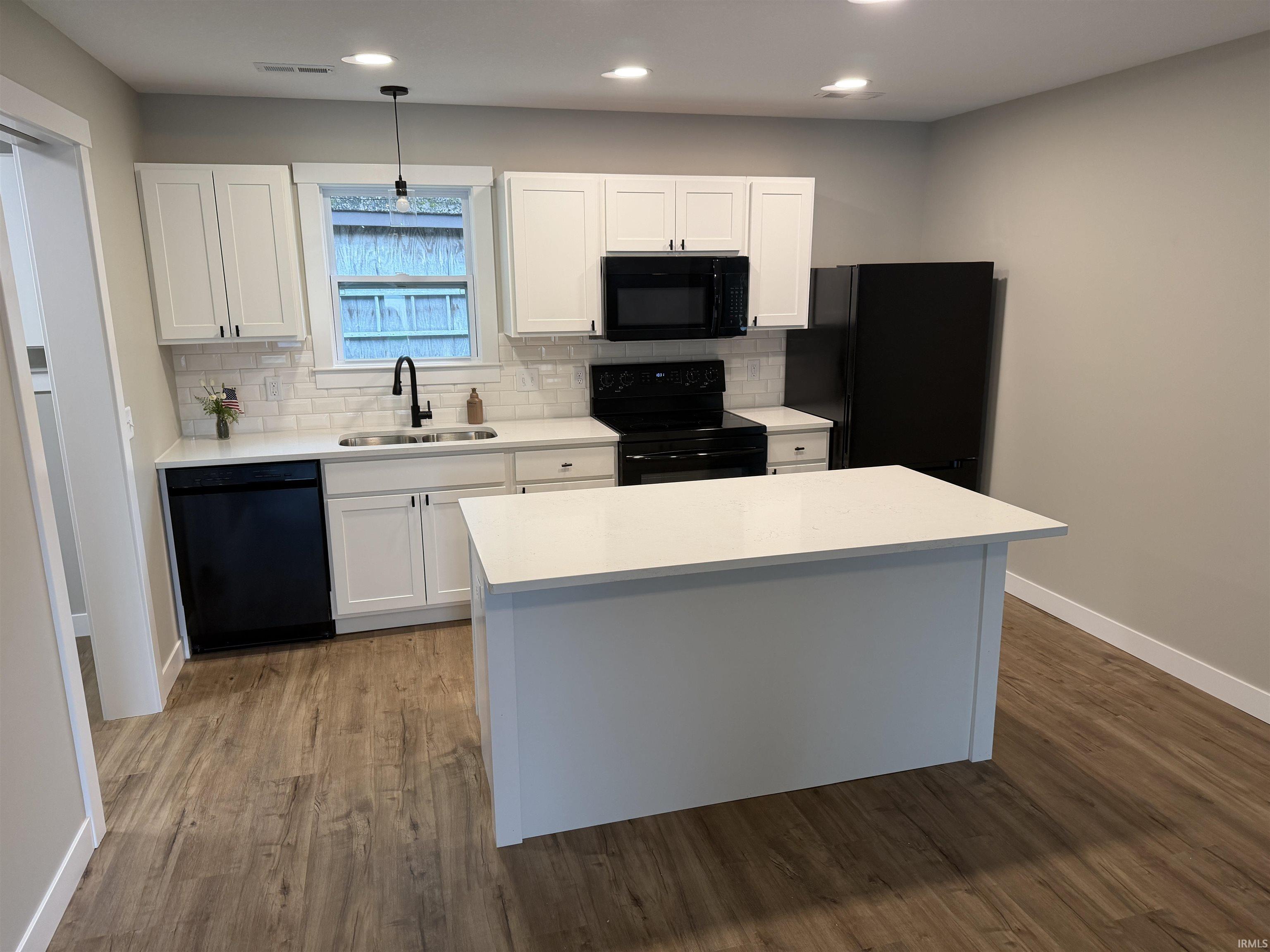 907 Dorwin Street Decatur, IN 46733 - Photo 3 of 12