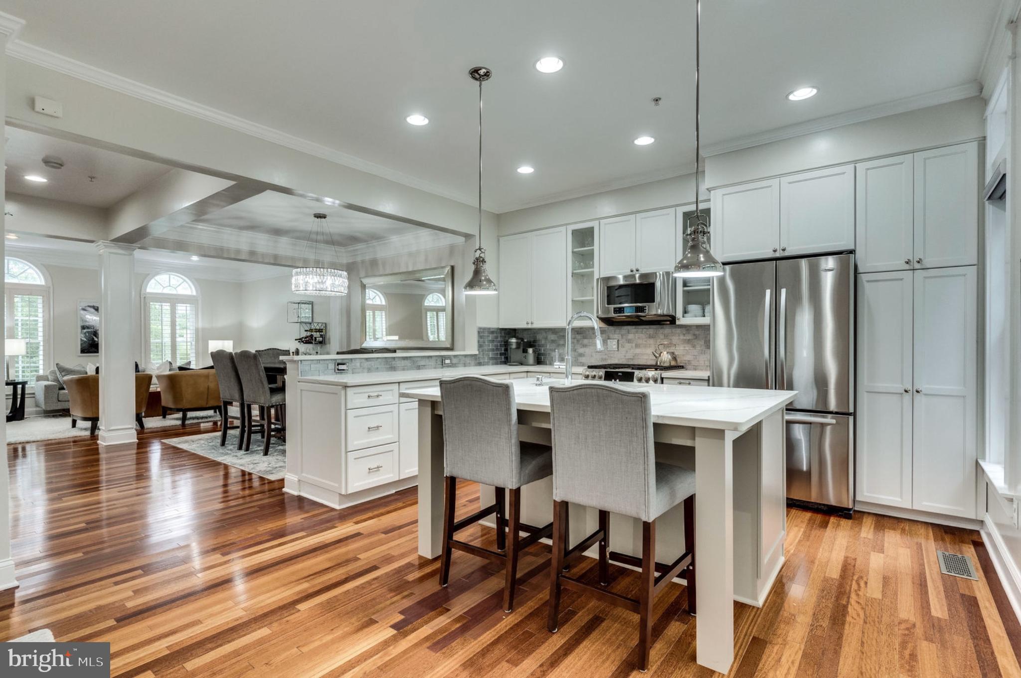 820 West Glebe Road Alexandria, VA 22305 - Photo 1 of 33