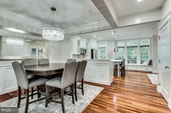 $4,500 | 820 West Glebe Road, Alexandria, VA 22305