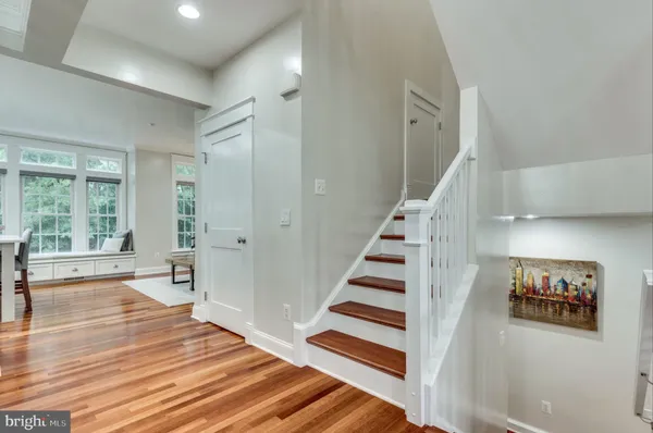 $4,500 | 820 West Glebe Road, Alexandria, VA 22305