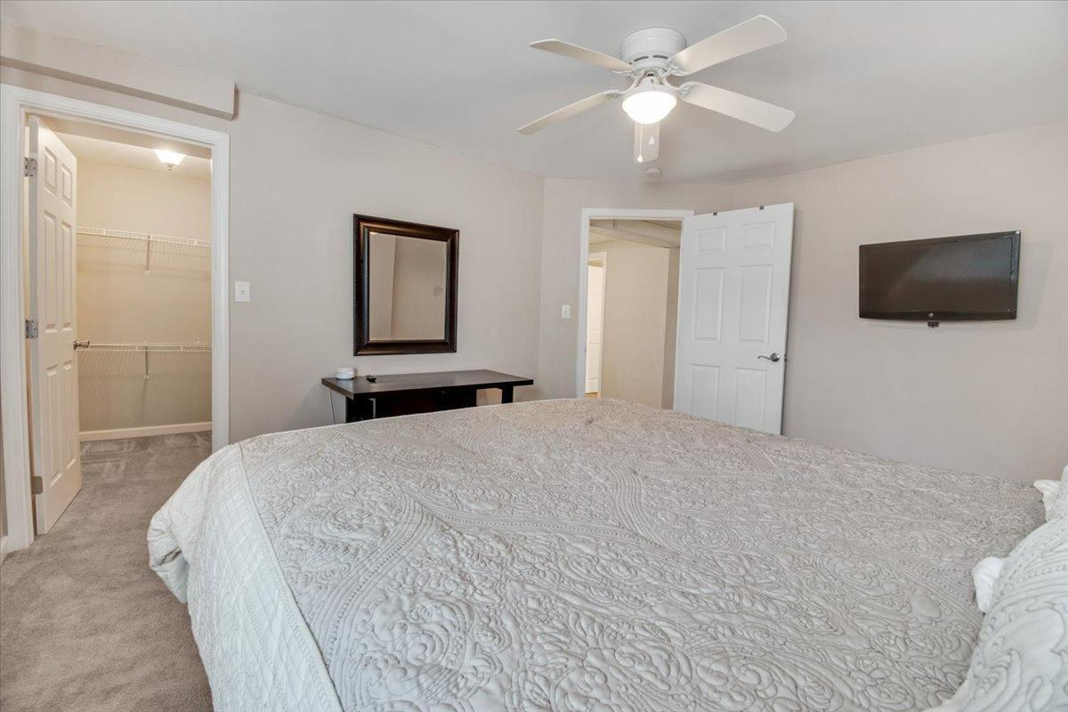 899 Surrey Ridge Cincinnati, OH 45245 - Photo 33 of 40 Gallery Image 33