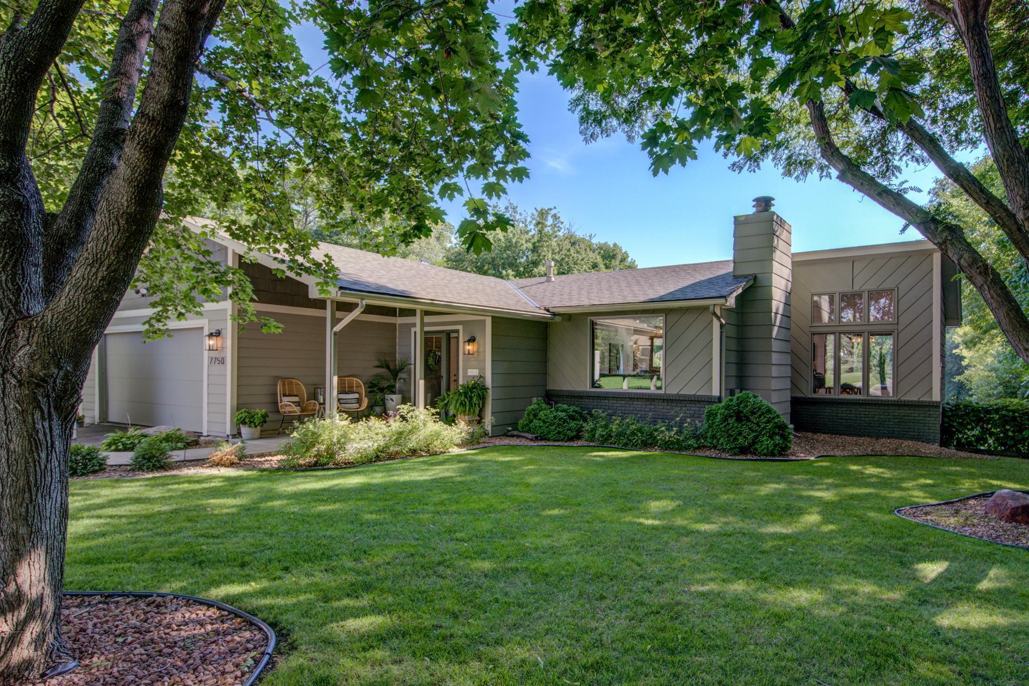 7750 Ranchview Lane North Maple Grove, MN 55311 - Photo 5 of 32