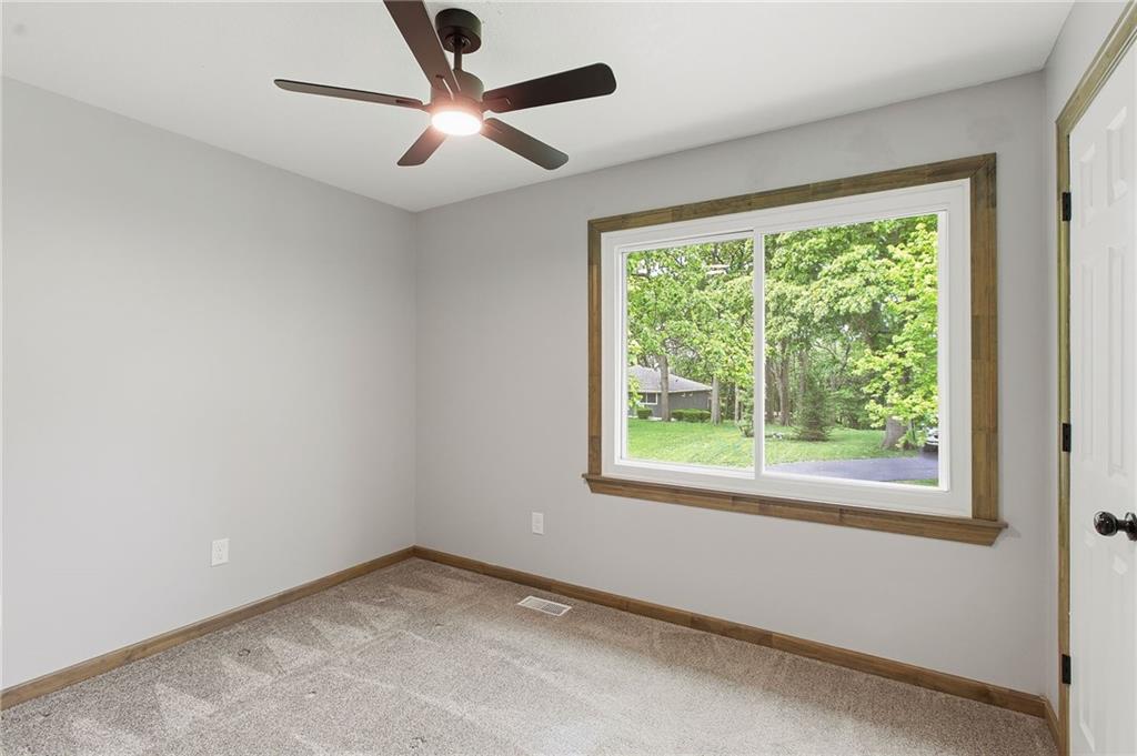 417 North Ridge Avenue Liberty, MO 64068 - Photo 29 of 39