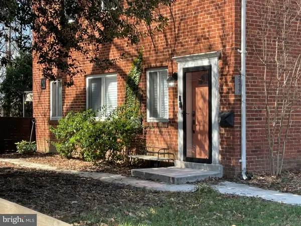 $2,250 | 2217 Gaylord Drive, Suitland, MD 20746