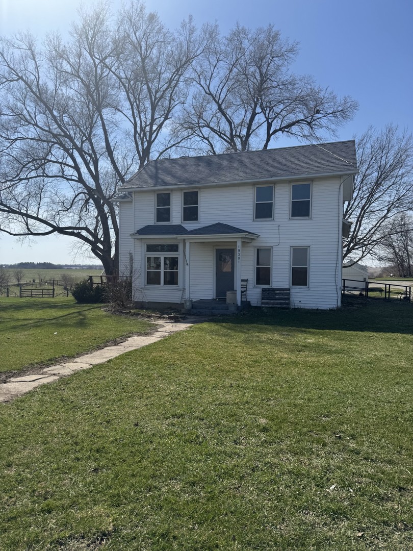 19381 Luther Road Sterling, IL 61081 - Photo 2 of 43