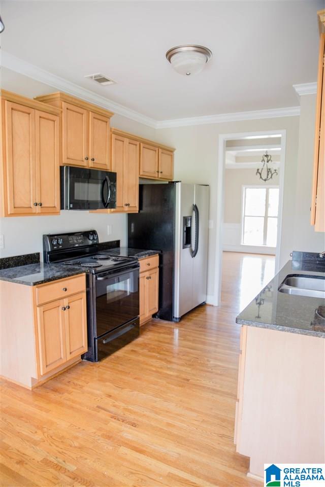 8104 Weatherstone Circle Bessemer, AL 35022 - Photo 5 of 34