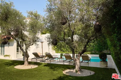 a view of a fountain in the ground