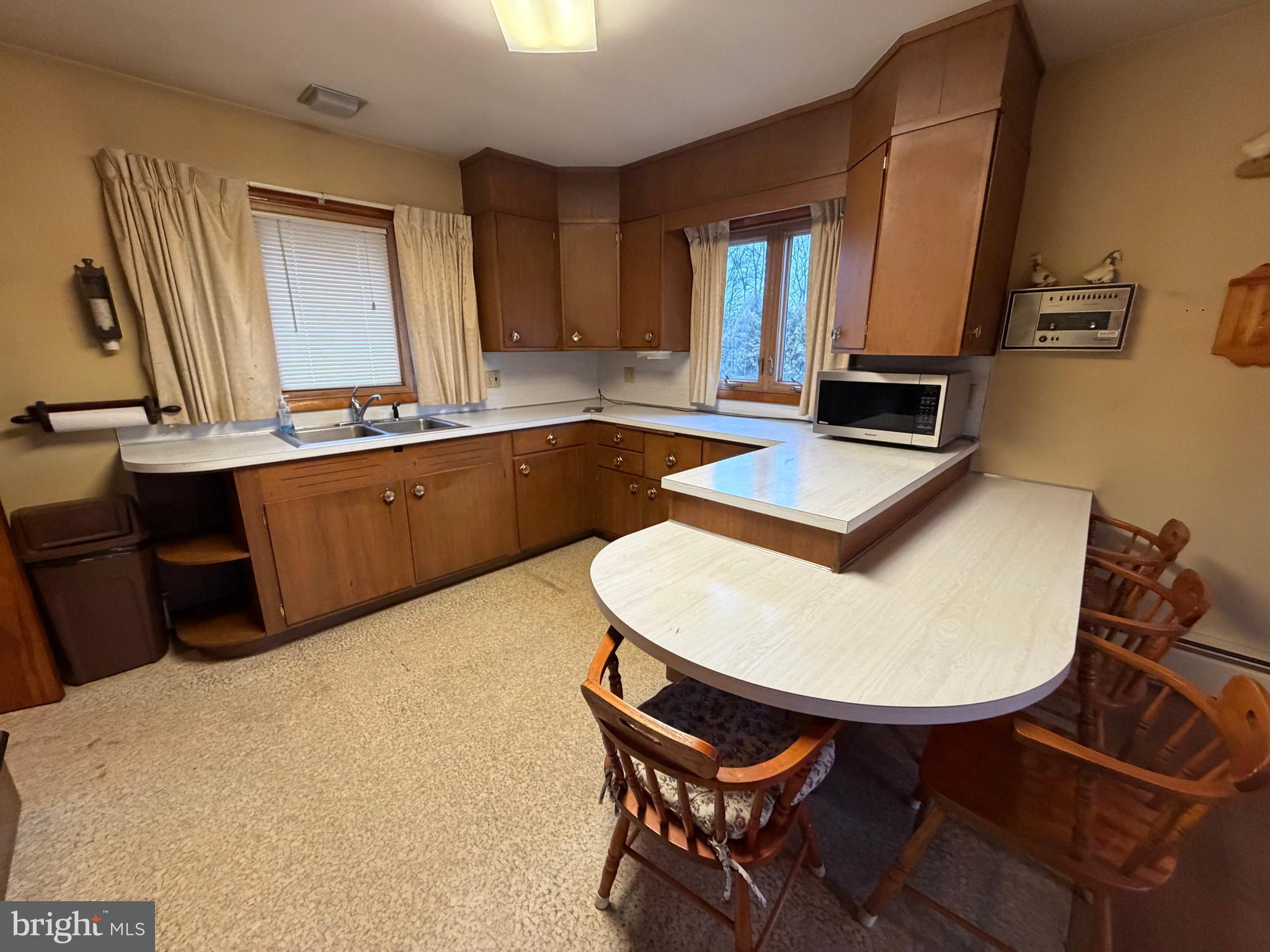 2944 Bernville Road Leesport, PA 19533 - Photo 8 of 43 Gallery Image 8
