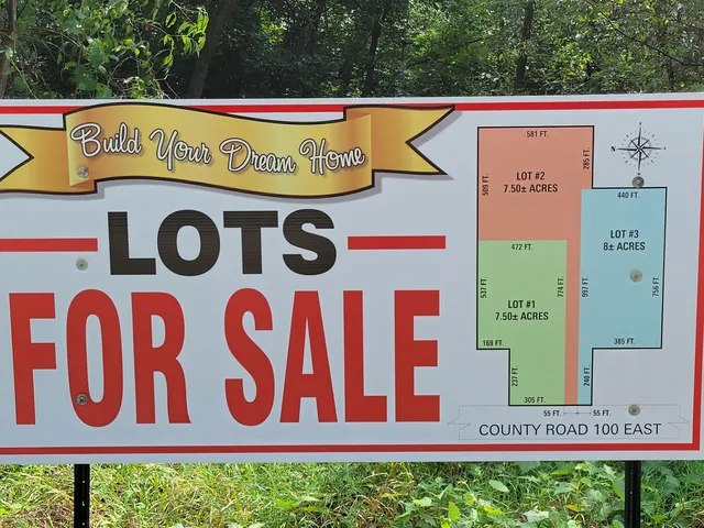 a sign that is on the wall of building