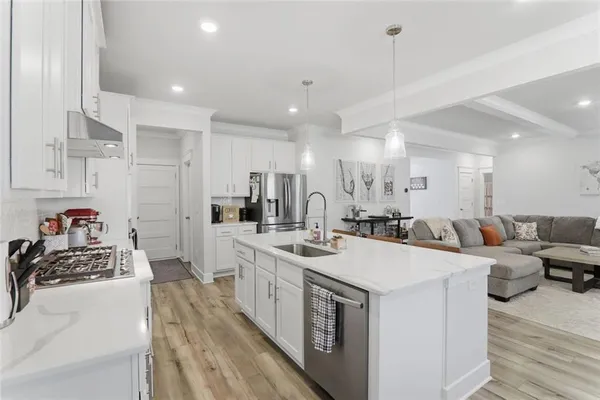 $585,000 | 22 Winding Rose Drive, Hoschton, GA 30548
