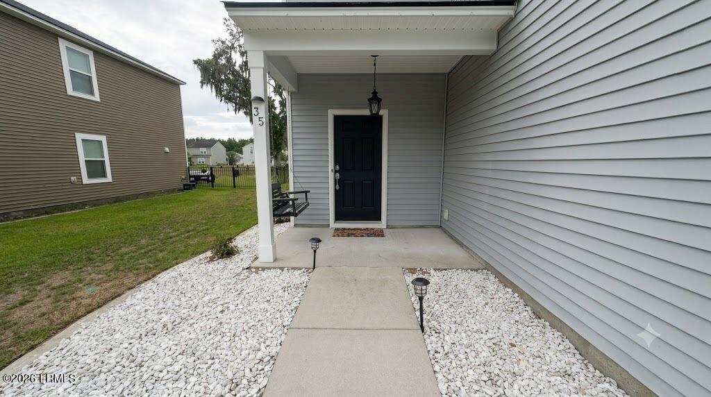 35 Pacolet Lane Beaufort, SC 29906 - Photo 3 of 42 2fac84ff-7b69-4317-a9e6-26340c922863
