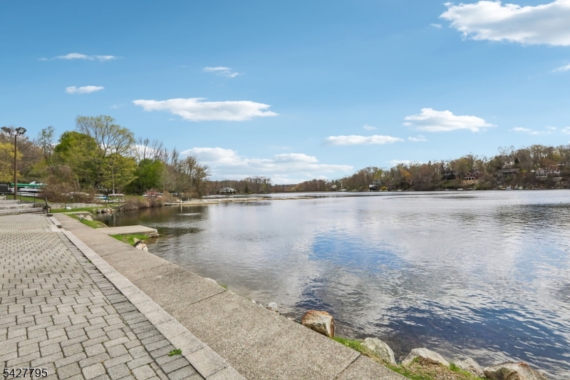 11 Alamoosook Road Vernon, NJ 07422 - Photo 43 of 49 Gallery Image 43