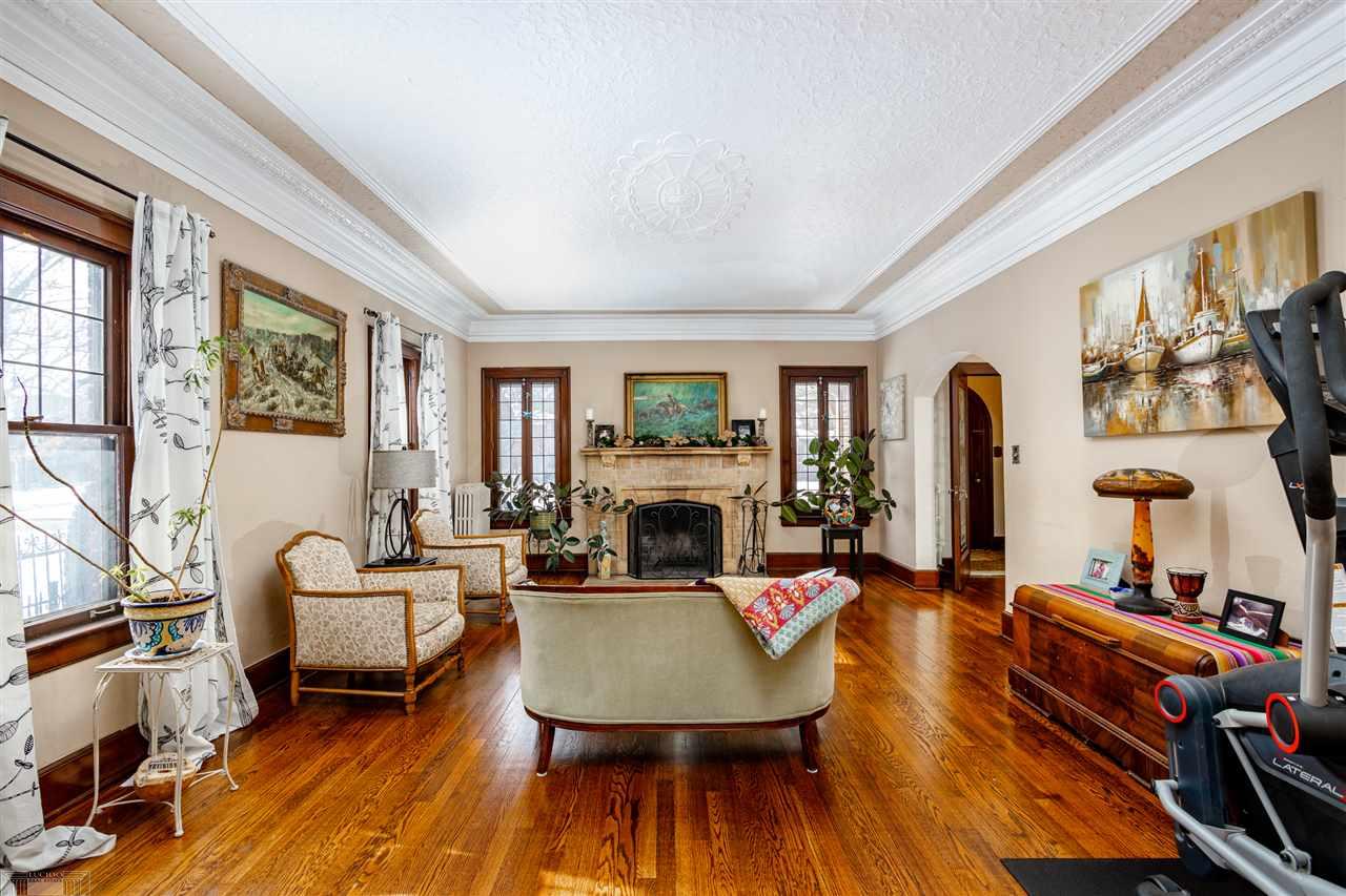 1428 Yorkshire Road Grosse Pointe Park, MI 48230 - Photo 13 of 45