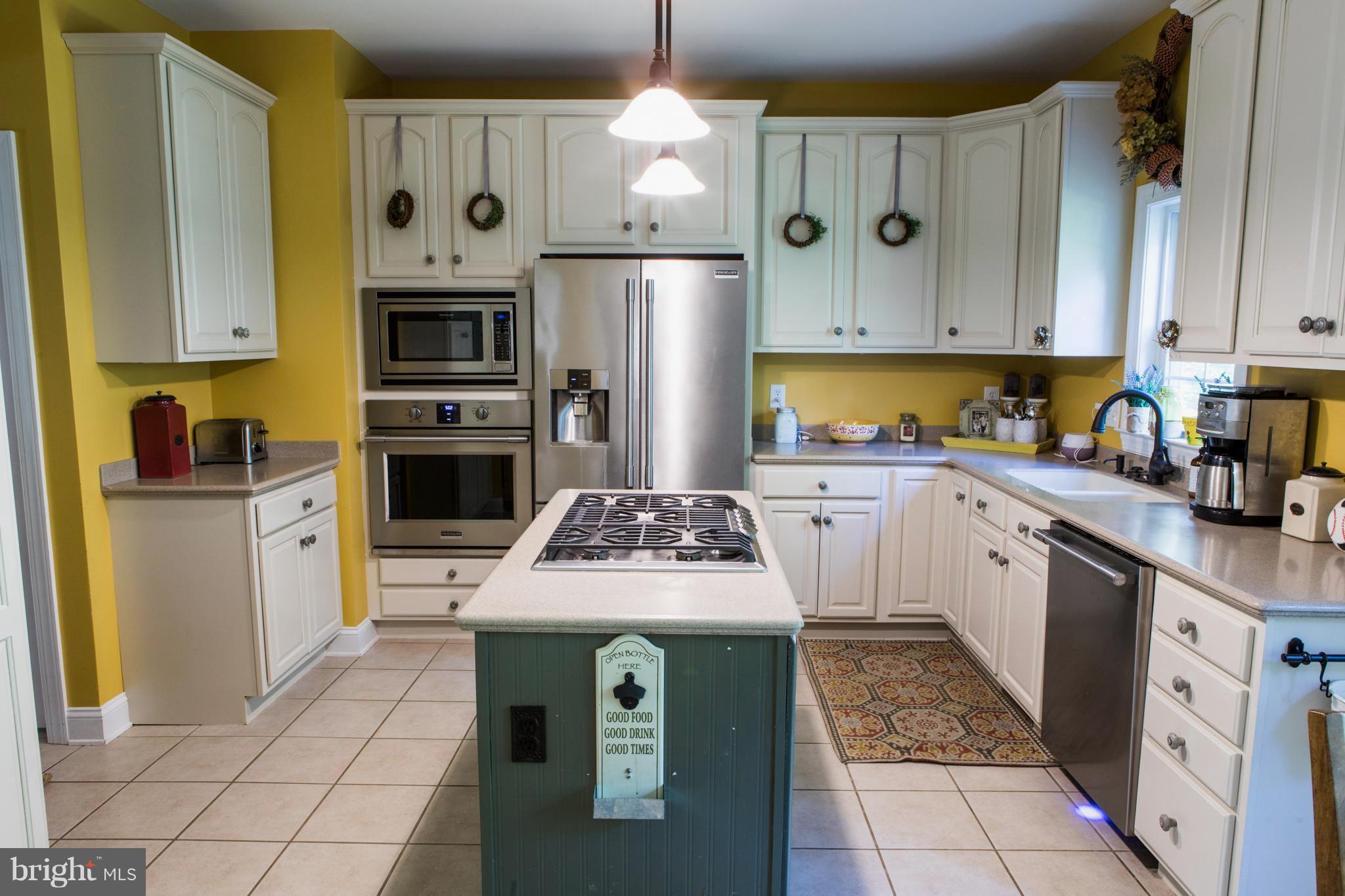 1700 Hunting Ridge Road Winchester, VA 22603 - Photo 9 of 28 Kitchen