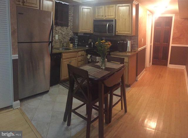 4732 Benning Road Southeast, Unit 102 Washington, DC 20019 - Photo 2 of 8 Kitchen
