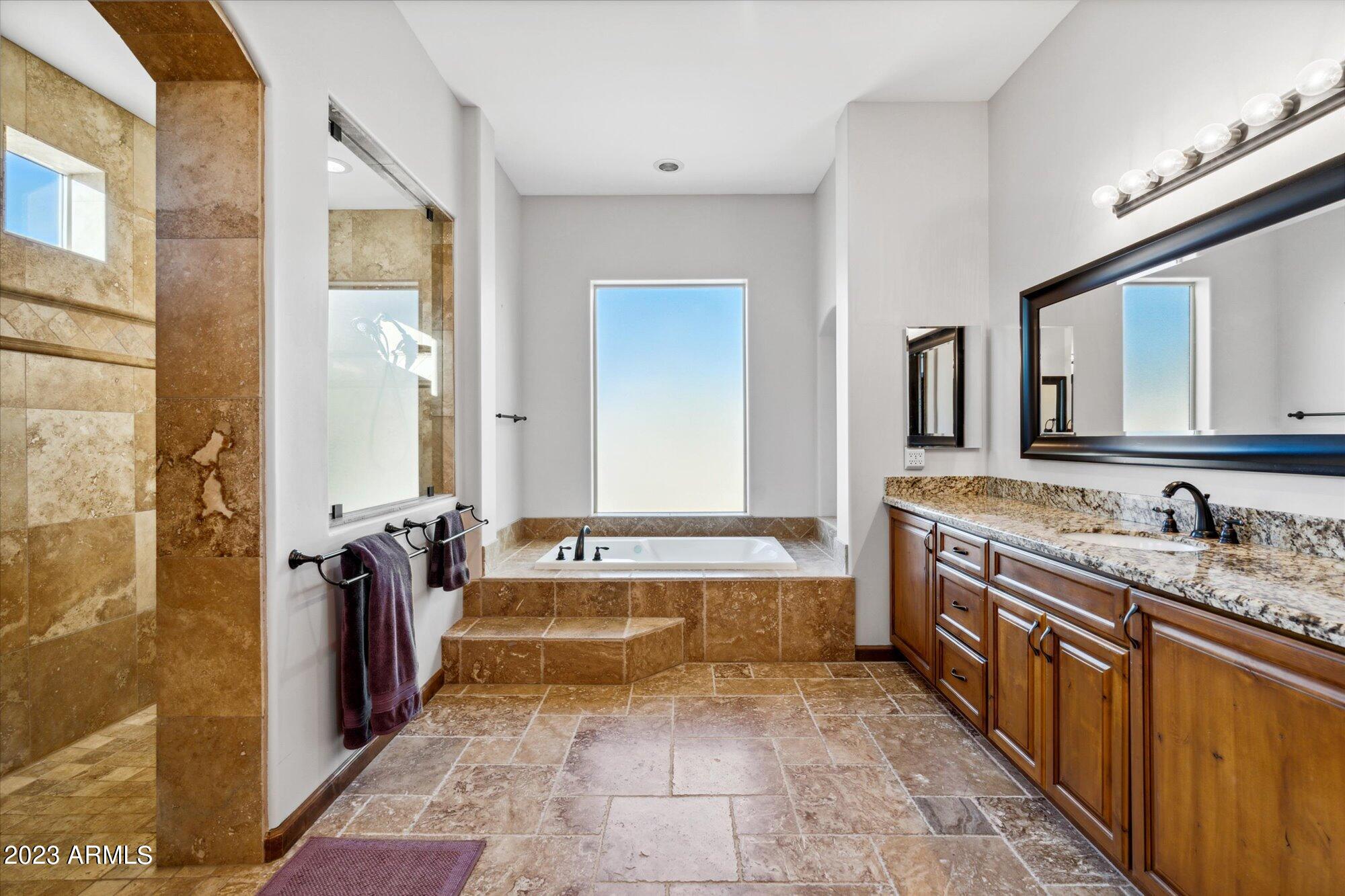 1418 West Joy Ranch Road Phoenix, AZ 85086 - Photo 24 of 70 55-DSC01368
