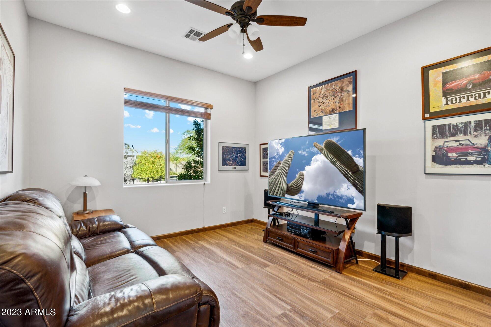 1418 West Joy Ranch Road Phoenix, AZ 85086 - Photo 28 of 70 36-DSC01258