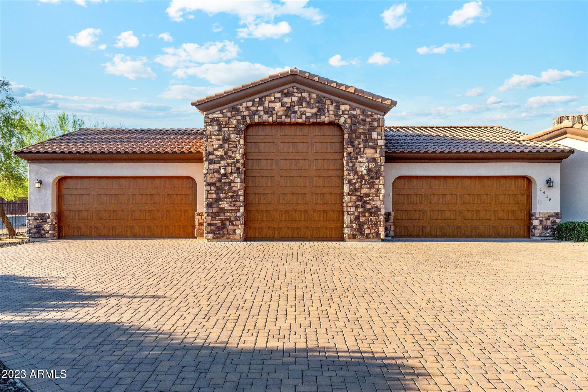 1418 West Joy Ranch Road Phoenix, AZ 85086 - Photo 4 of 70 75-DSC01478