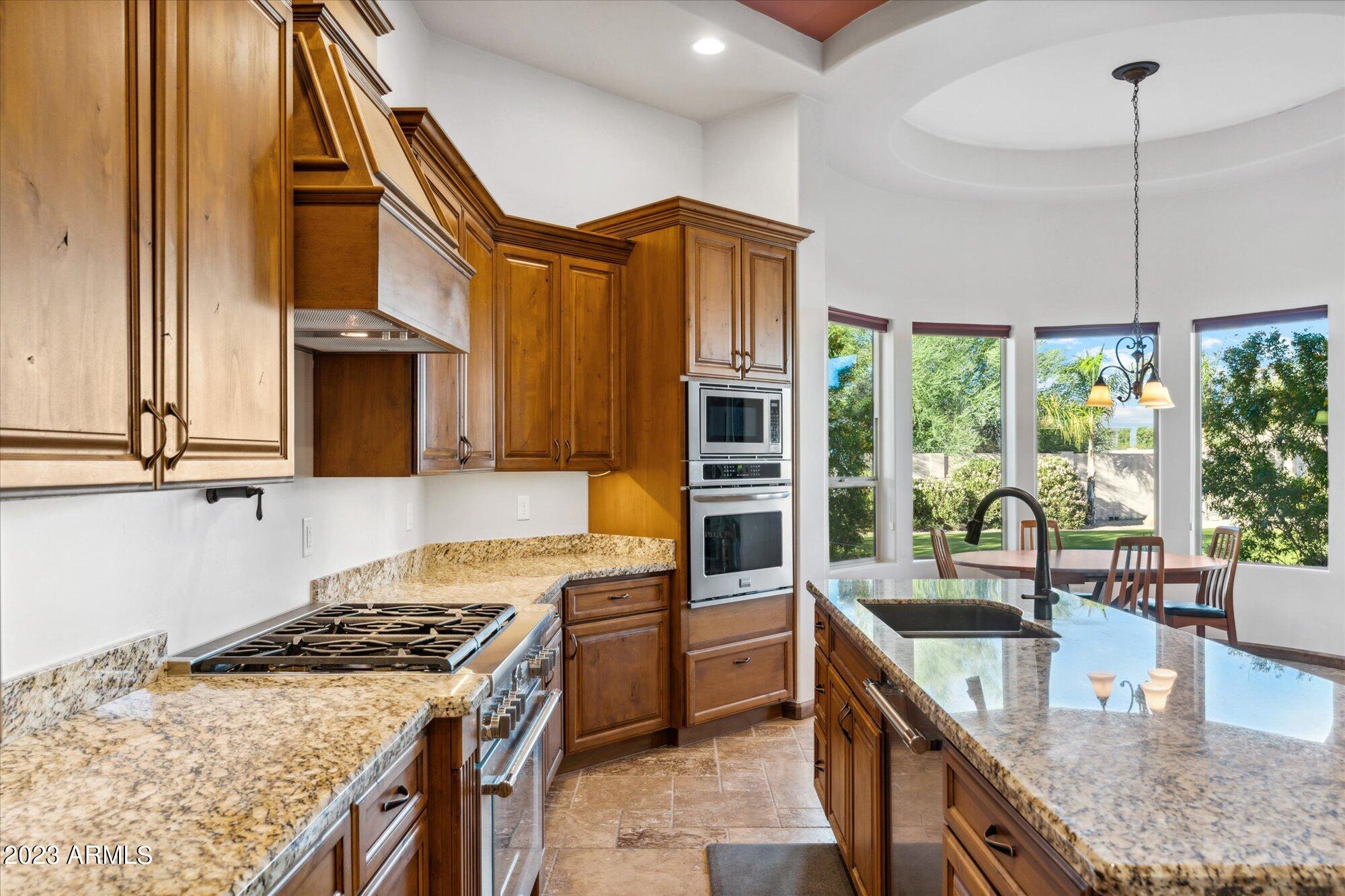 1418 West Joy Ranch Road Phoenix, AZ 85086 - Photo 9 of 70 49-DSC01338