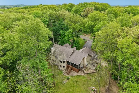 $589,000 | 355 Maple Heights Road, Medina, WI 53559