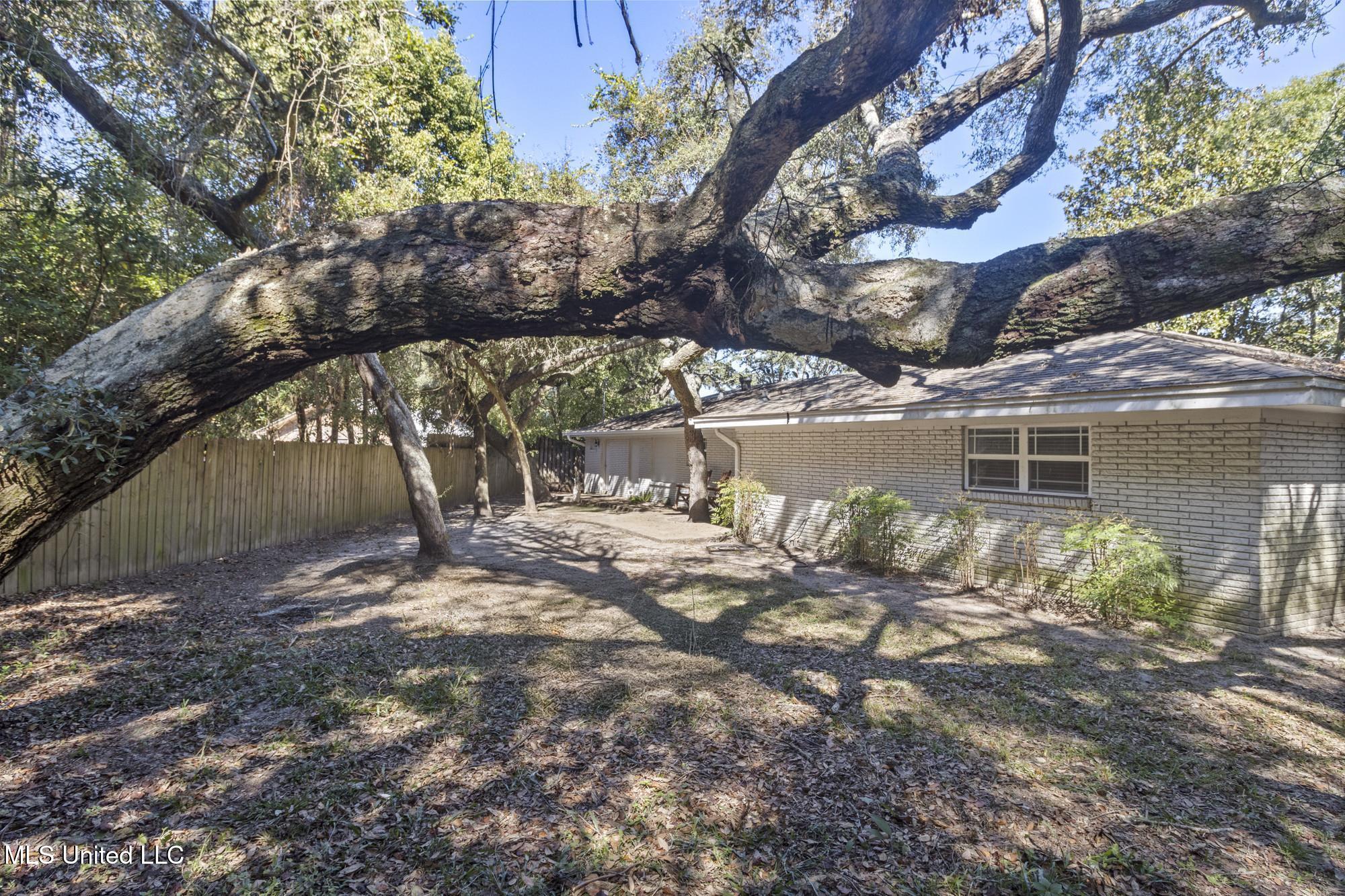 427 Christi Lane Biloxi, MS 39531 - Photo 27 of 28 IMG_3098_web