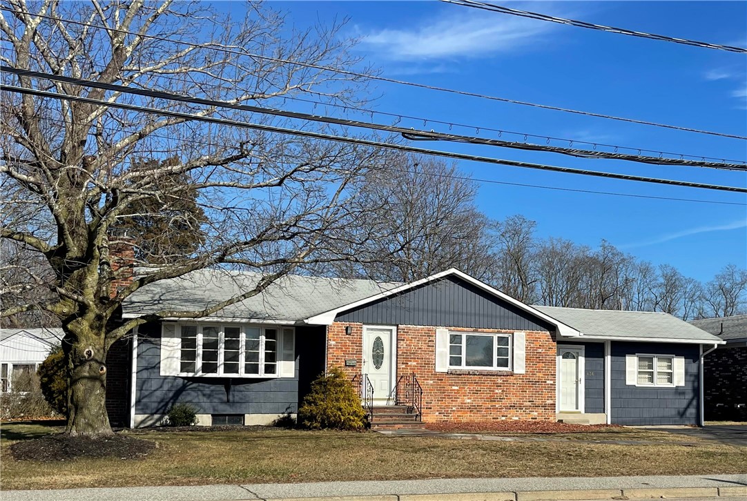 436 West Shore Road Warwick, RI 02889 - Photo 1 of 19
