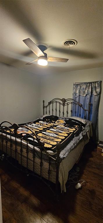 6766 Broadacres Road Shreveport, LA 71129 - Photo 13 of 20 a view of a room with wooden floor