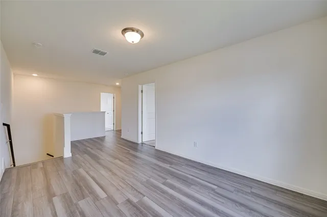 $2,100 | 268 Wren Lane, Kyle, TX 78640