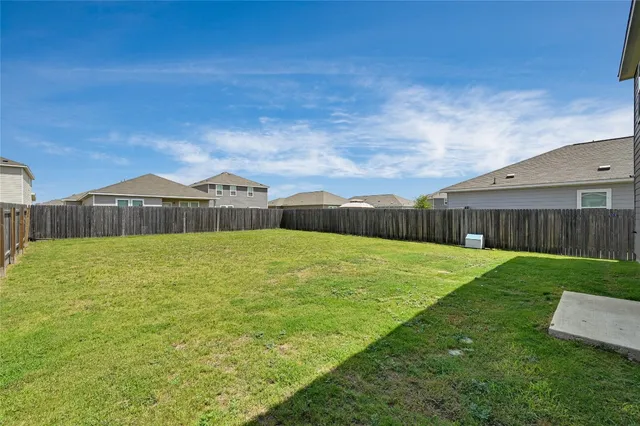 $2,100 | 268 Wren Lane, Kyle, TX 78640