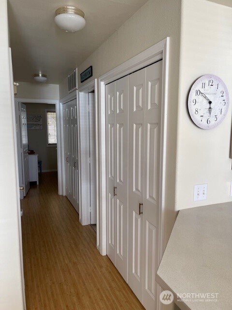 304 Highway 150, Unit 1A Chelan, WA 98816 - Photo 10 of 25 a view of a hallway with elevator