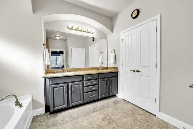 $599,900 | 18 Canopy Cove, Freeport, FL 32439