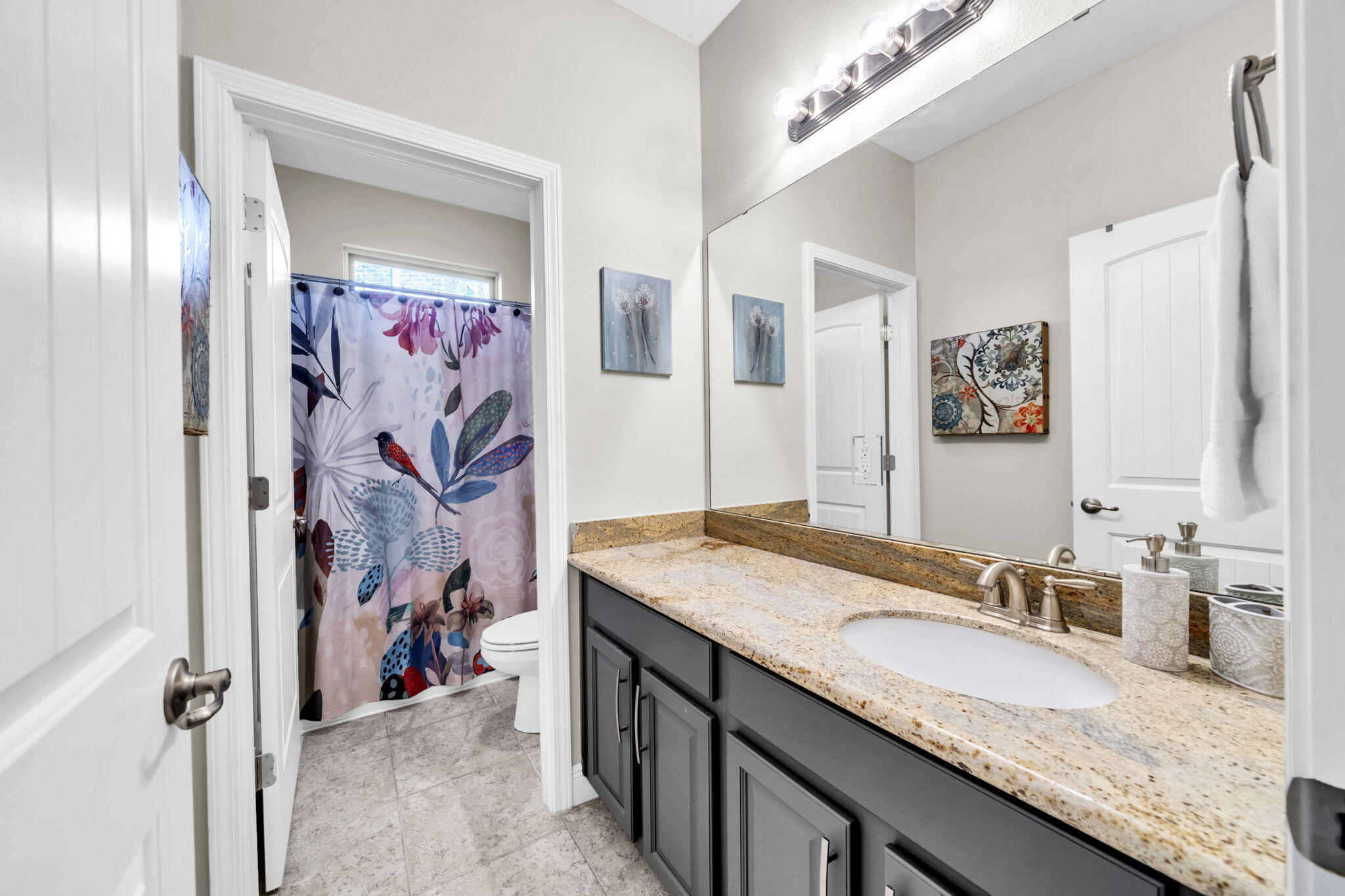 18 Canopy Cove Freeport, FL 32439 - Photo 38 of 76 Secondary Bathroom