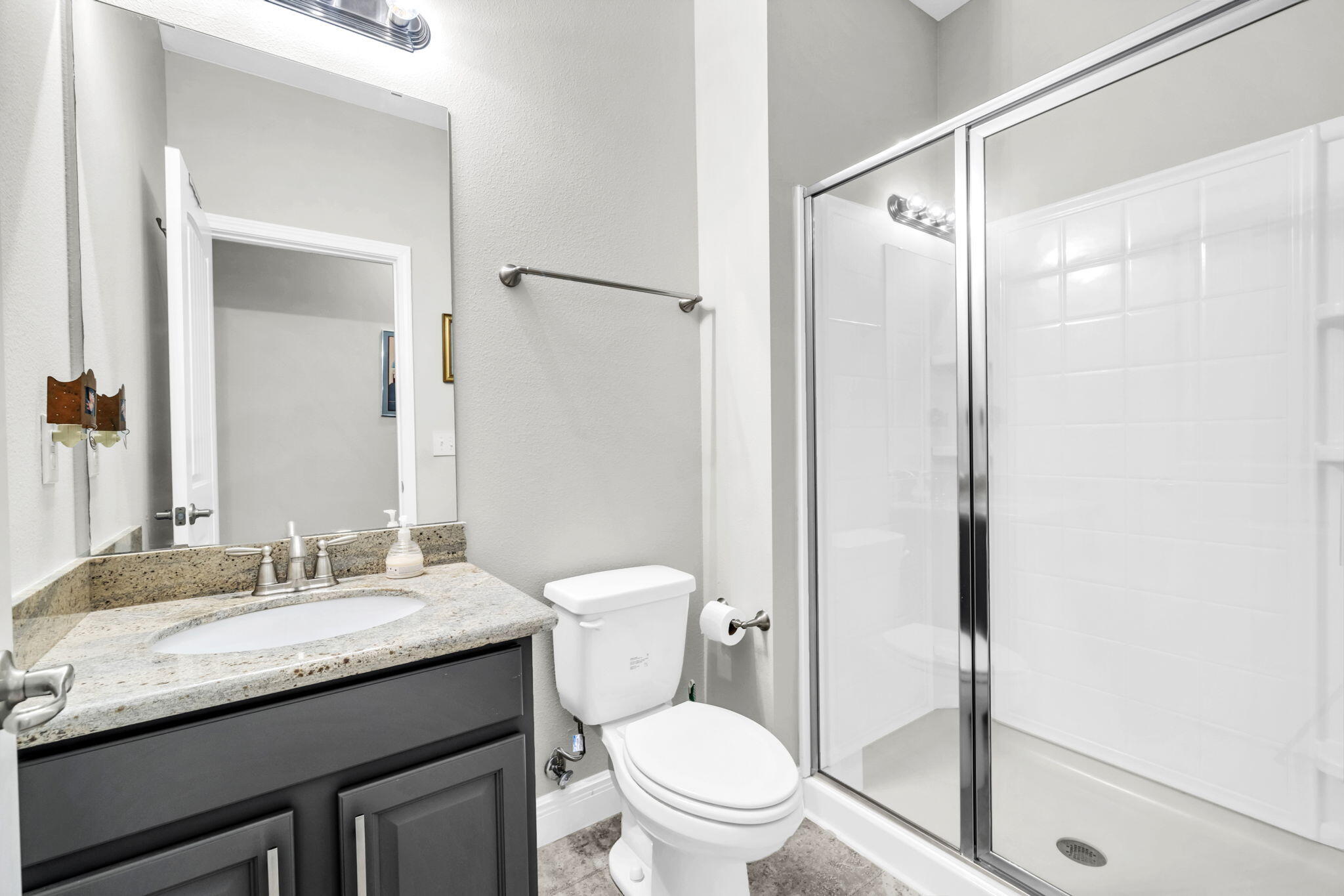 18 Canopy Cove Freeport, FL 32439 - Photo 45 of 76 Secondary Bathroom