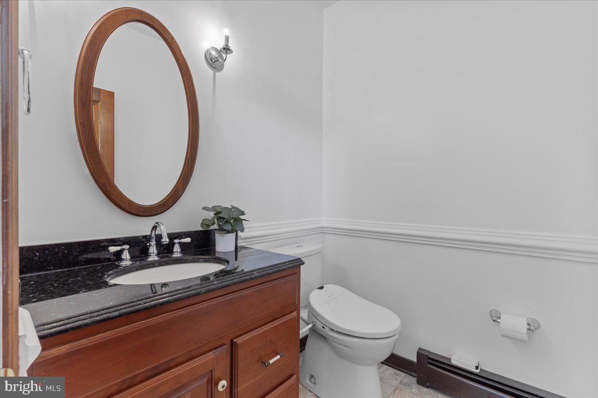 14720 Cactus Hill Road Accokeek, MD 20607 - Photo 15 of 54 Main level powder room