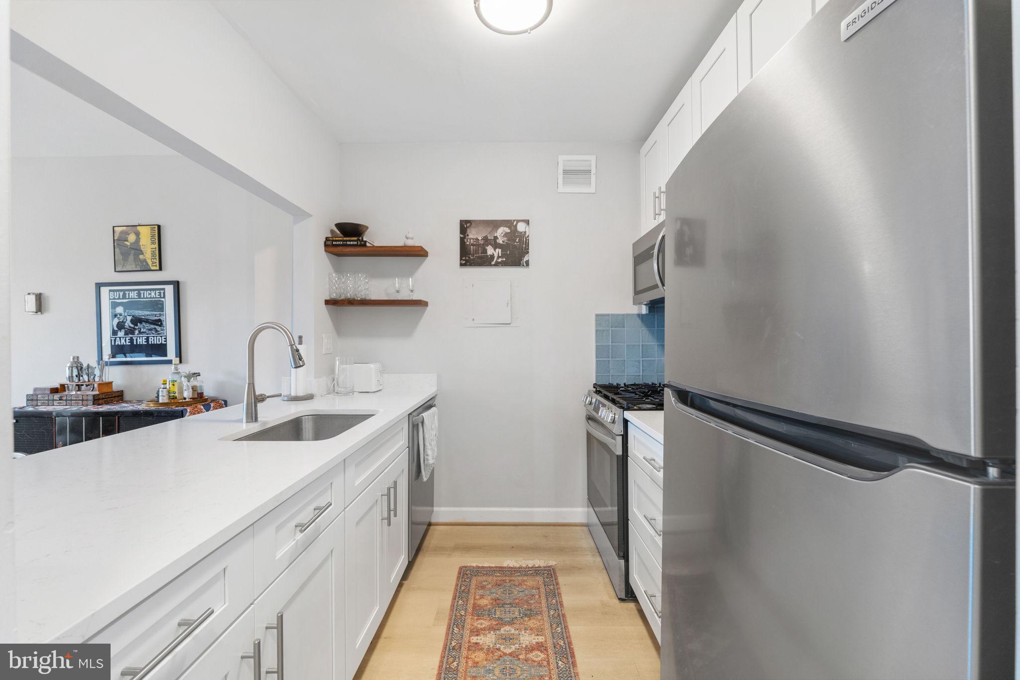 4141 North Henderson Road, Unit 614 Arlington, VA 22203 - Photo 7 of 50