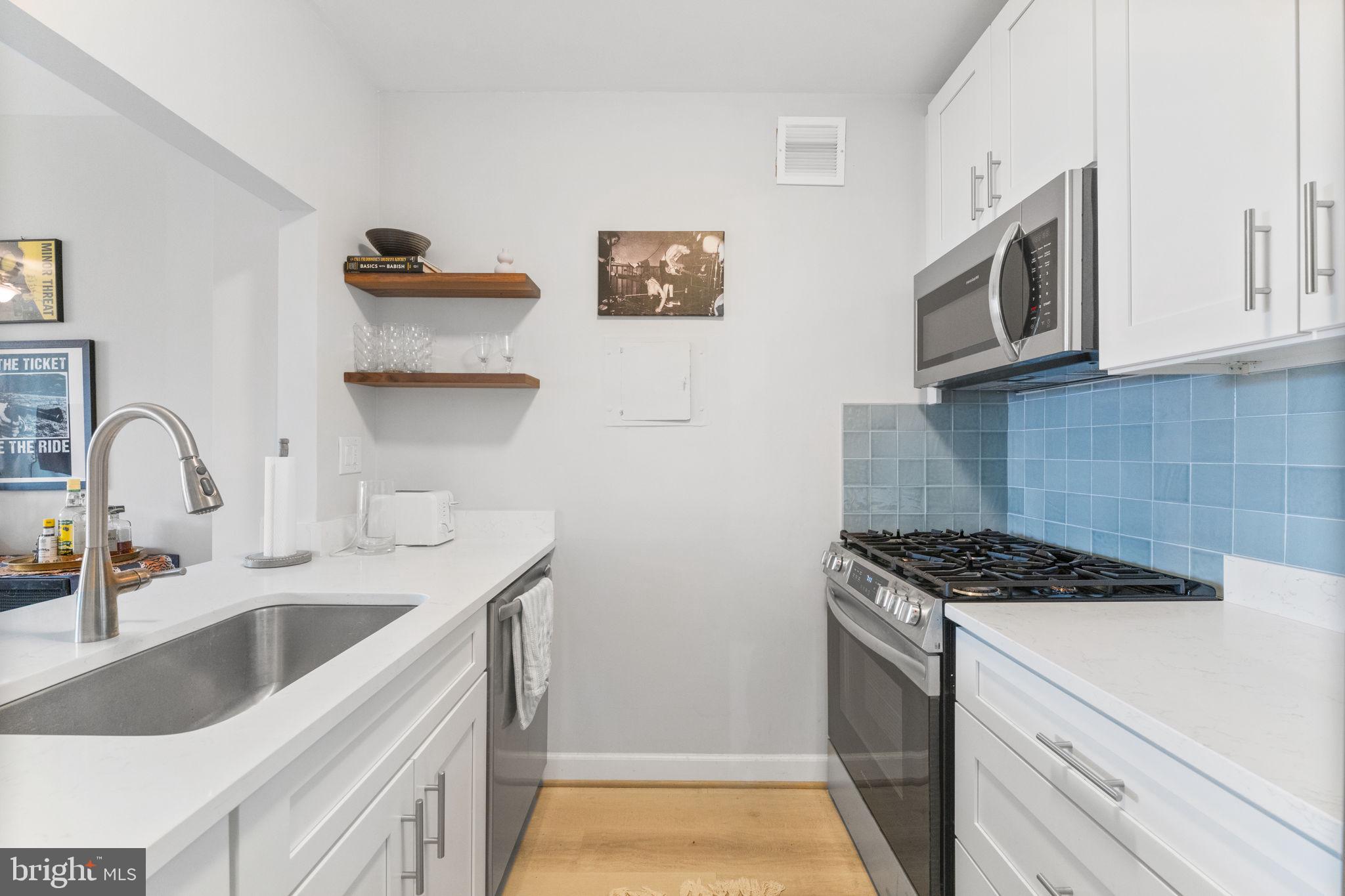 4141 North Henderson Road, Unit 614 Arlington, VA 22203 - Photo 9 of 50