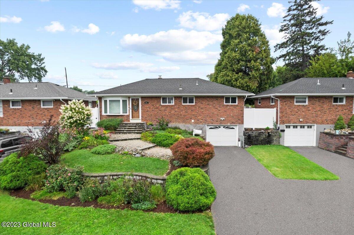 181 Ridgefield Street Albany, NY 12208 - Photo 2 of 27 02-DJI_0900