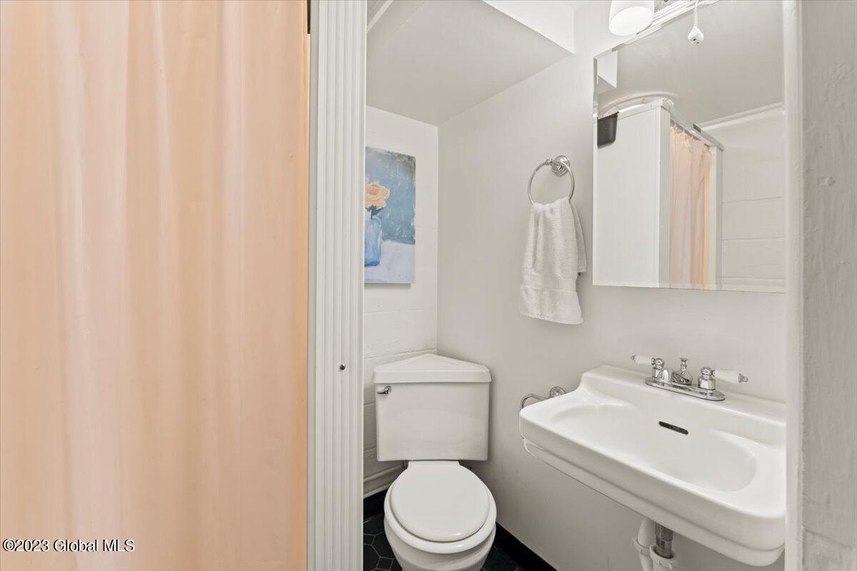 181 Ridgefield Street Albany, NY 12208 - Photo 26 of 27 26-DOD01819